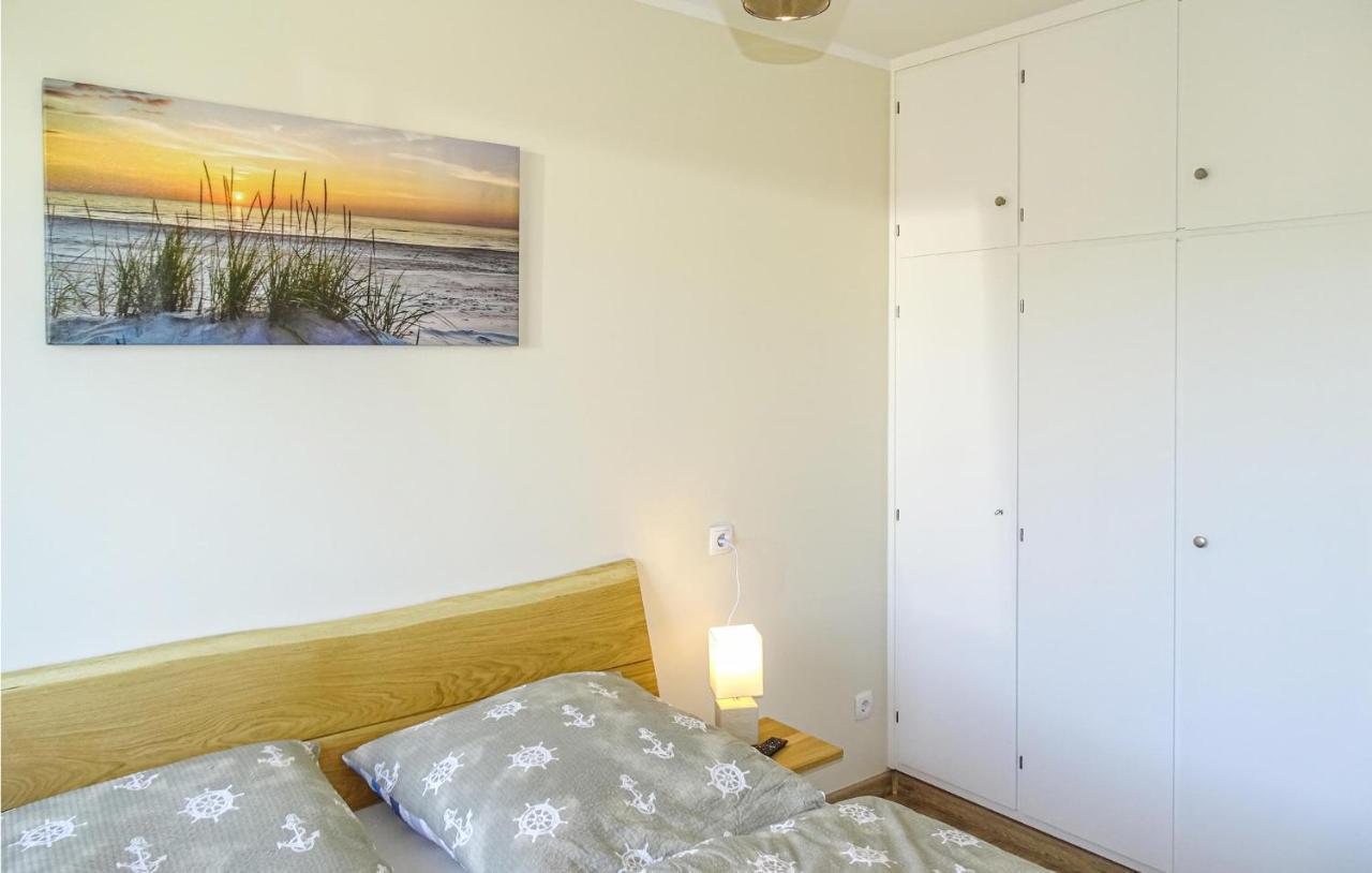 Lovely Apartment In Buesum With Kitchen 외부 사진